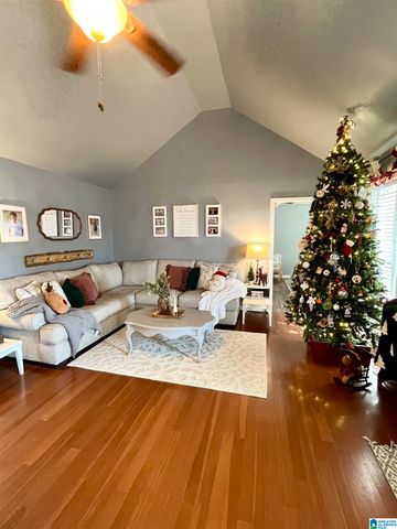 2675 HIGHWAY 160, Warrior, AL 35180