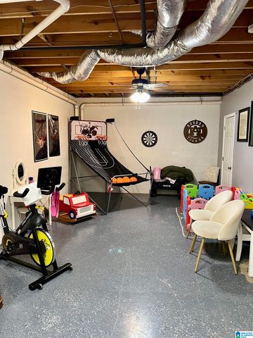 2675 HIGHWAY 160, Warrior, AL 35180