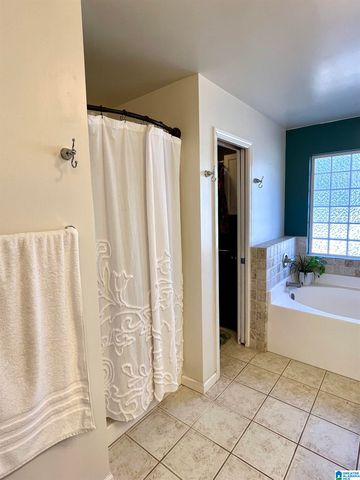 2675 HIGHWAY 160, Warrior, AL 35180