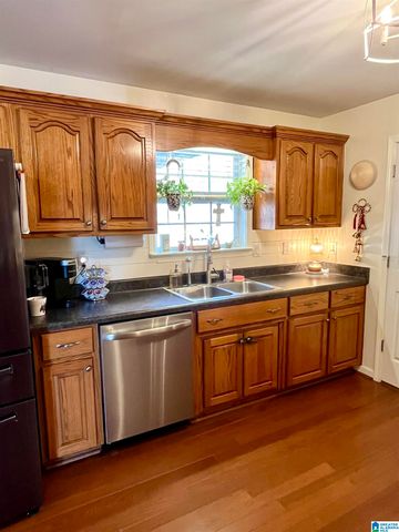 2675 HIGHWAY 160, Warrior, AL 35180