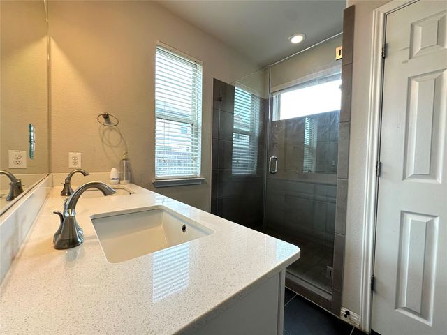 3240 E Whitestone BLVD 95, Cedar Park, TX 78613