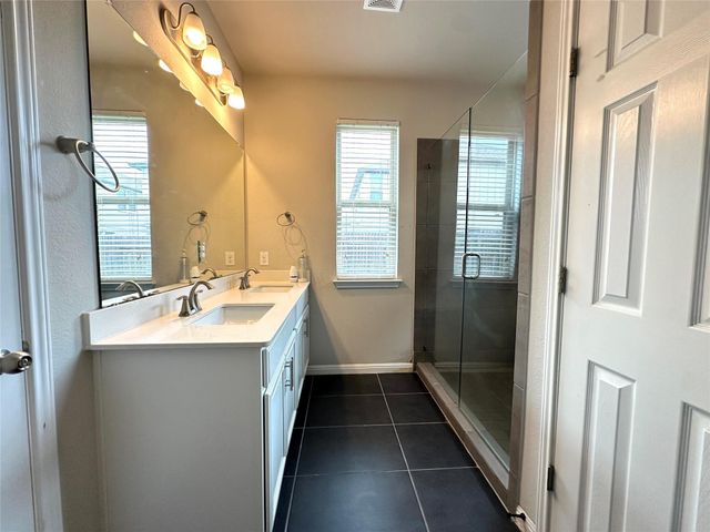 3240 E Whitestone BLVD 95, Cedar Park, TX 78613