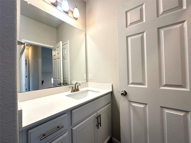 3240 E Whitestone BLVD 95, Cedar Park, TX 78613