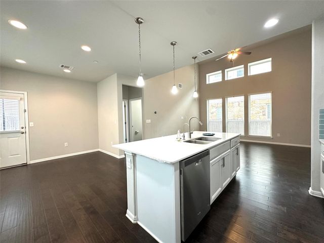 3240 E Whitestone BLVD 95, Cedar Park, TX 78613