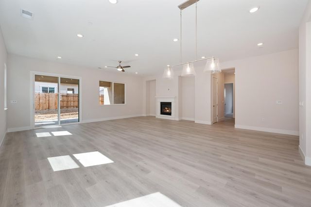 2024 Arbor Ridge Dr, Roseville, CA 95747