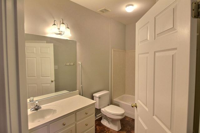 255 ELLAWOOD LN, Collierville, TN 38017