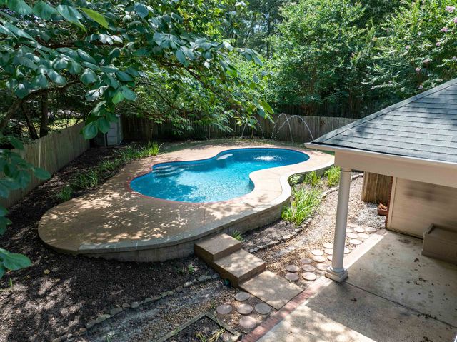 255 ELLAWOOD LN, Collierville, TN 38017