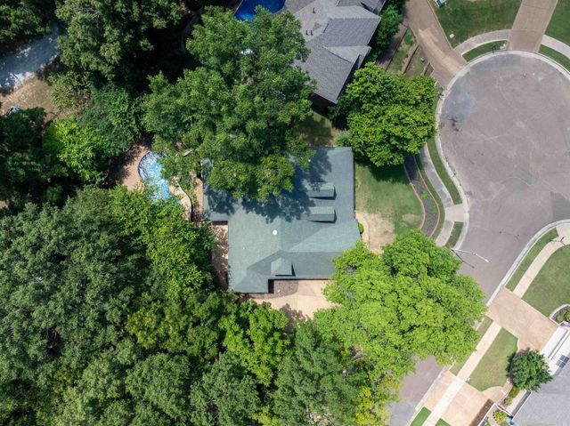 255 ELLAWOOD LN, Collierville, TN 38017