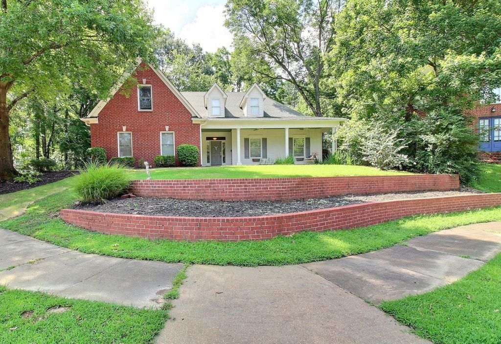 255 ELLAWOOD LN, Collierville, TN 38017