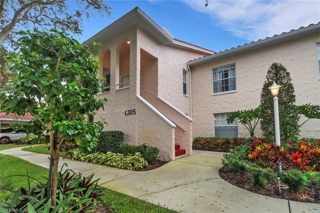 100 Siena WAY 1201, NAPLES, FL 34119 — exterior