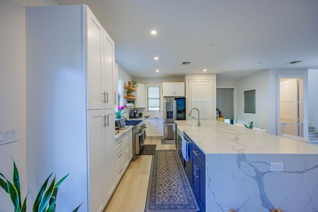740 Winters, West Palm Beach, FL 33405