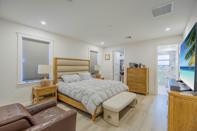 740 Winters, West Palm Beach, FL 33405