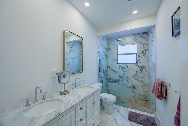 740 Winters, West Palm Beach, FL 33405