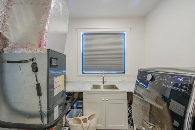 740 Winters, West Palm Beach, FL 33405