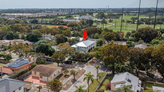 740 Winters, West Palm Beach, FL 33405