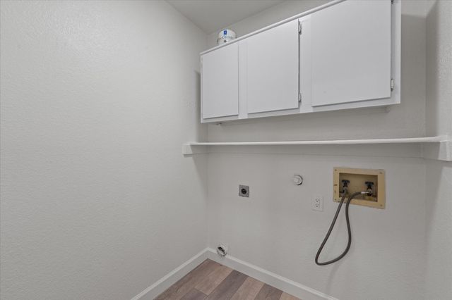 8005 Cloverglen Lane, Fort Worth, TX 76123