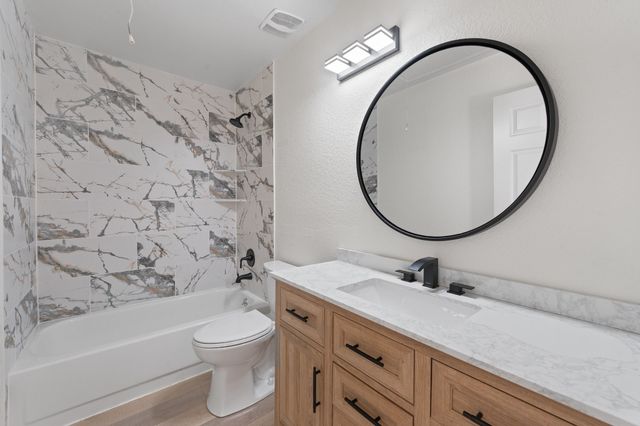 8005 Cloverglen Lane, Fort Worth, TX 76123