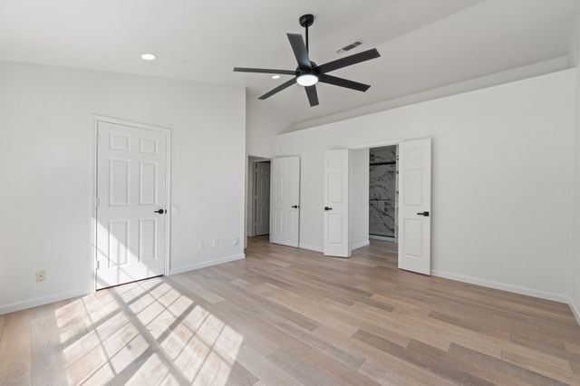 8005 Cloverglen Lane, Fort Worth, TX 76123