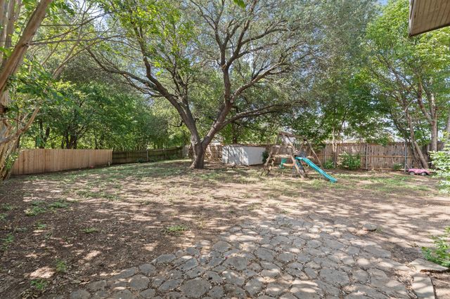 8005 Cloverglen Lane, Fort Worth, TX 76123