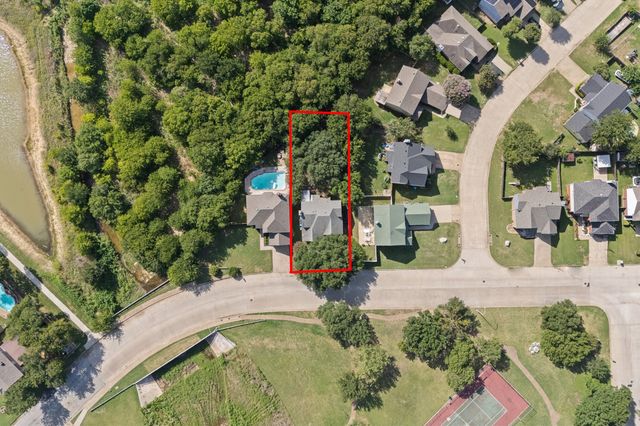 8005 Cloverglen Lane, Fort Worth, TX 76123
