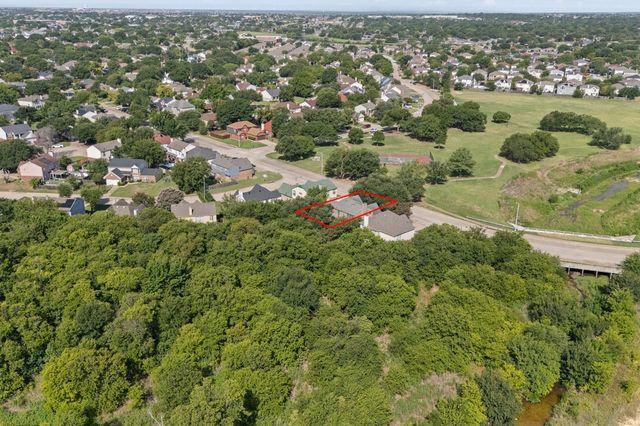 8005 Cloverglen Lane, Fort Worth, TX 76123
