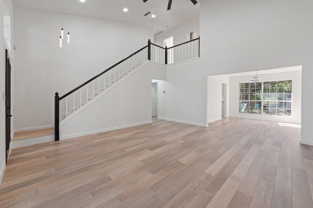 8005 Cloverglen Lane, Fort Worth, TX 76123