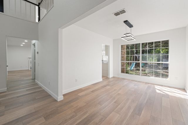 8005 Cloverglen Lane, Fort Worth, TX 76123