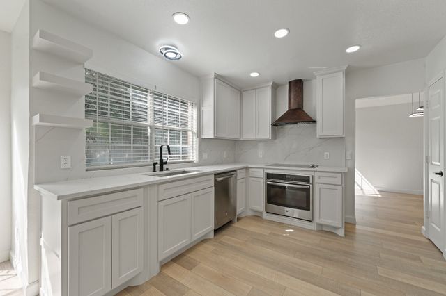 8005 Cloverglen Lane, Fort Worth, TX 76123