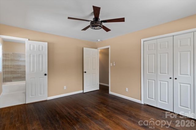 1090 Shalimar Drive, Winston Salem, NC 27107