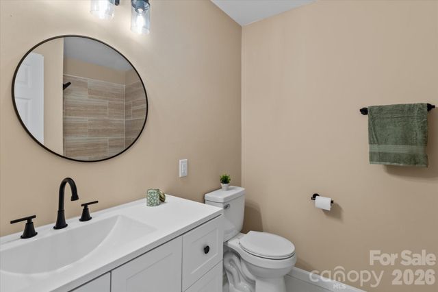 1090 Shalimar Drive, Winston Salem, NC 27107