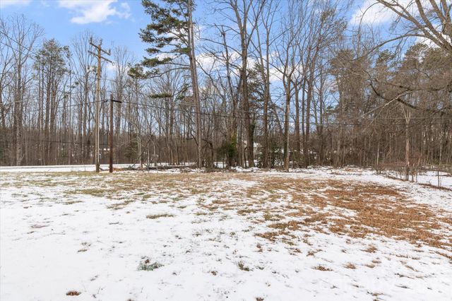 1090 Shalimar Drive, Winston Salem, NC 27107