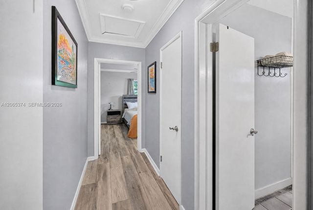 300 NW 28th Street, Wilton Manors, FL 33311