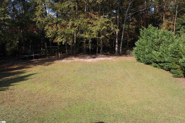 427 Fairhaven Drive, Taylors, SC 29687