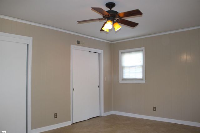 427 Fairhaven Drive, Taylors, SC 29687