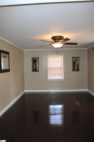 427 Fairhaven Drive, Taylors, SC 29687