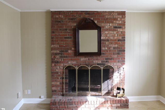 427 Fairhaven Drive, Taylors, SC 29687