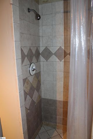 427 Fairhaven Drive, Taylors, SC 29687