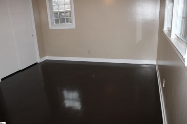 427 Fairhaven Drive, Taylors, SC 29687