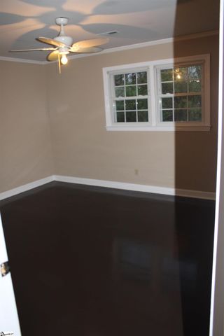 427 Fairhaven Drive, Taylors, SC 29687