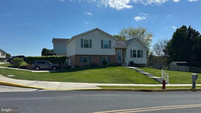 417 S COLUMBUS AVE, Littlestown, PA 17340