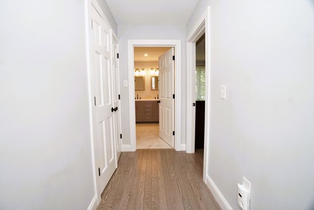 12 Grove Street, Windham, NH 03087