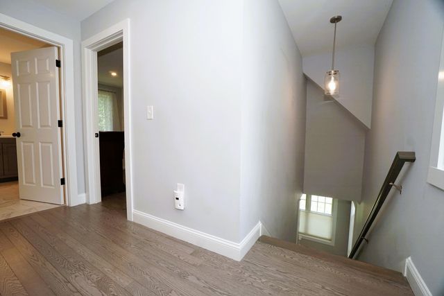 12 Grove Street, Windham, NH 03087