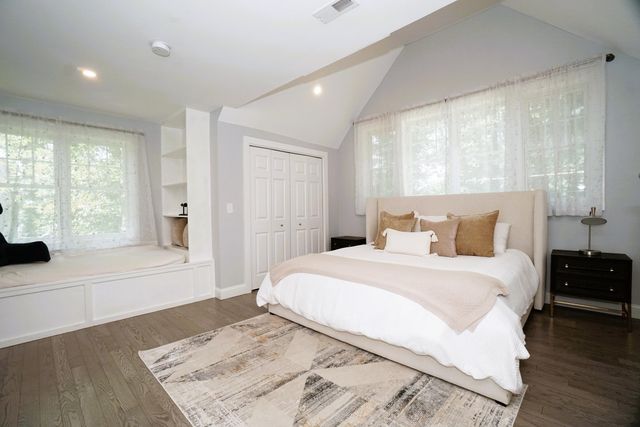 12 Grove Street, Windham, NH 03087