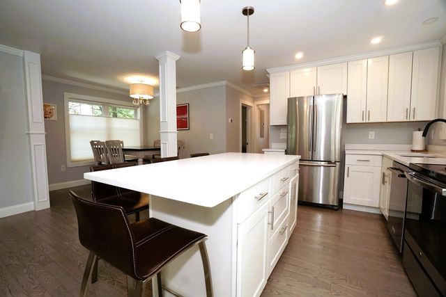 12 Grove Street, Windham, NH 03087