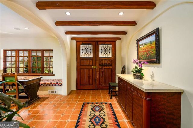 687 Lakeshore Drive, Jackson, GA 30233