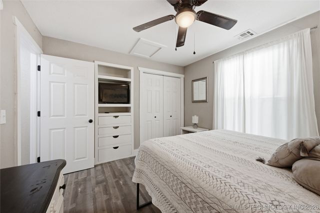 68 W 480 Road, Pryor, OK 74361