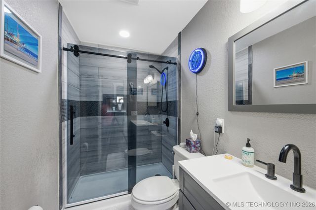 68 W 480 Road, Pryor, OK 74361