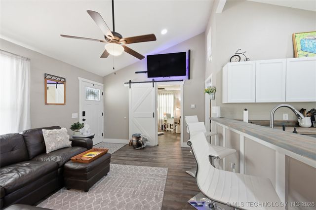 68 W 480 Road, Pryor, OK 74361