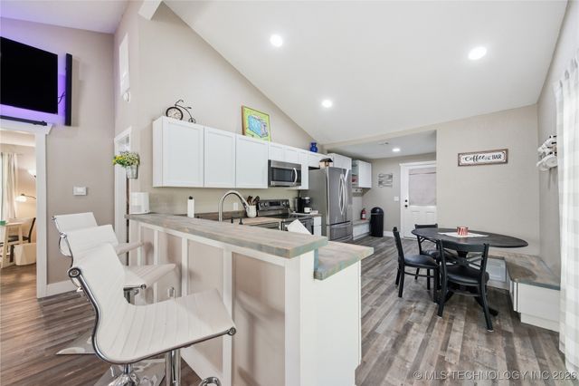 68 W 480 Road, Pryor, OK 74361