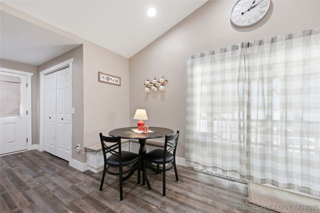 68 W 480 Road, Pryor, OK 74361